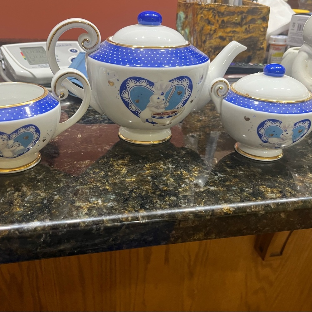 Pillsbury tea set